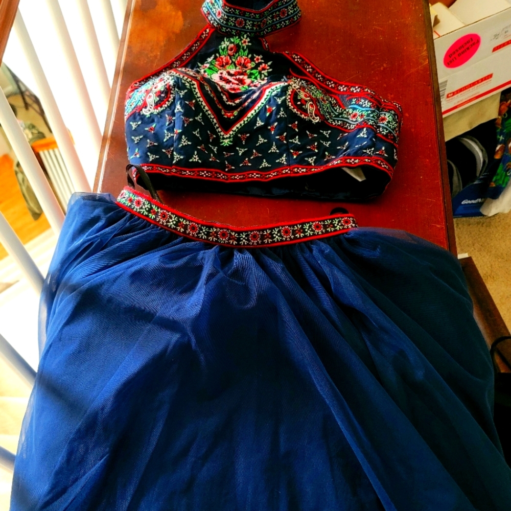 Semi formal 2 piece dress